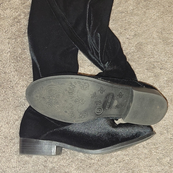 Steve Madden Boots - Picture 2 of 3